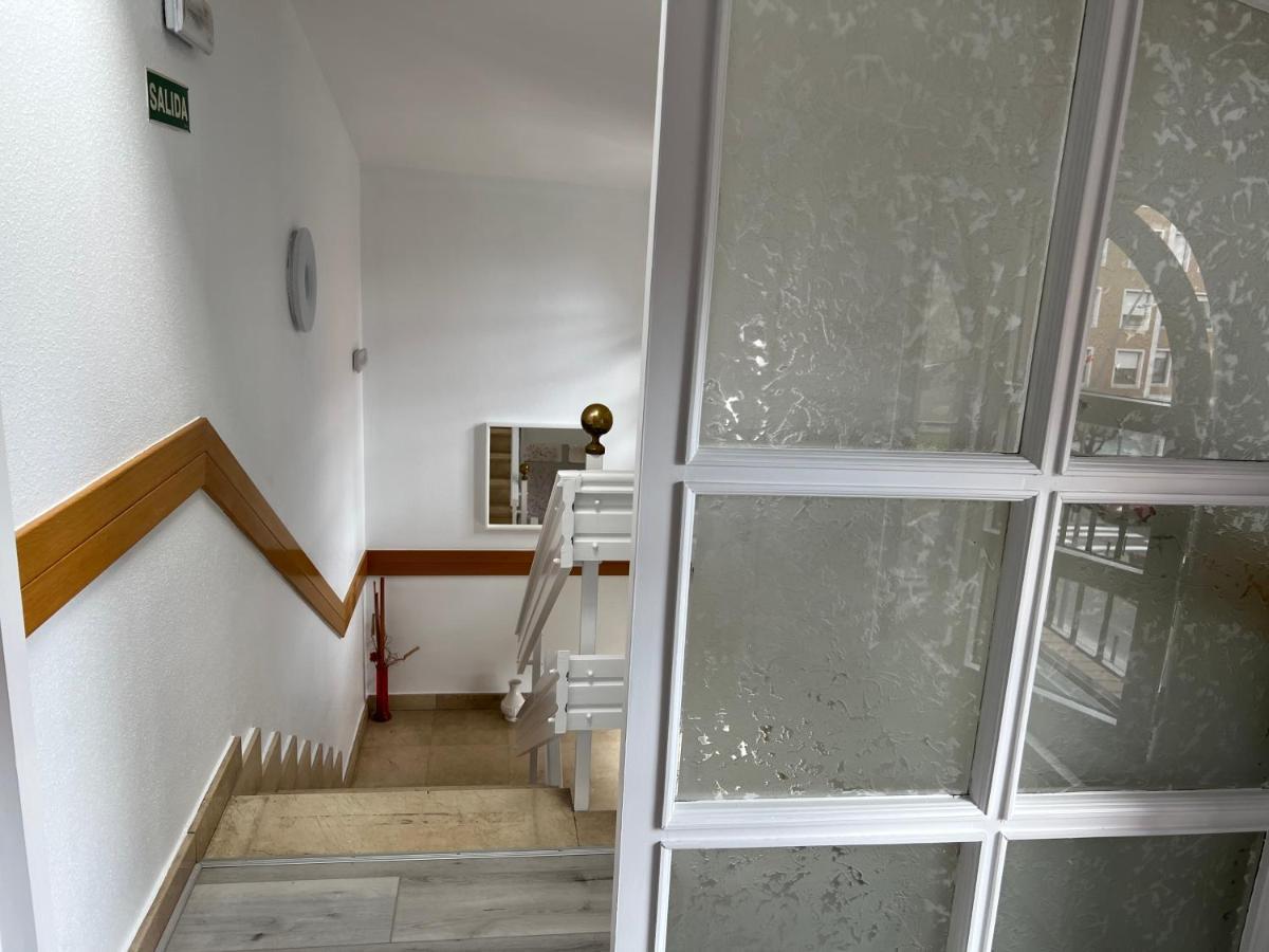 Pensión Zeus Barakaldo Exterior foto